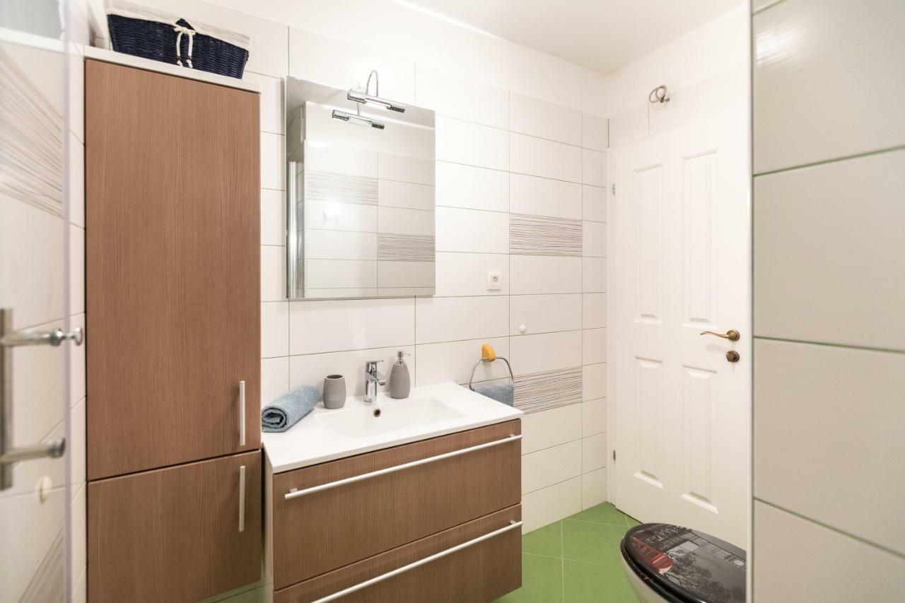 Apartment Martha Split Ngoại thất bức ảnh